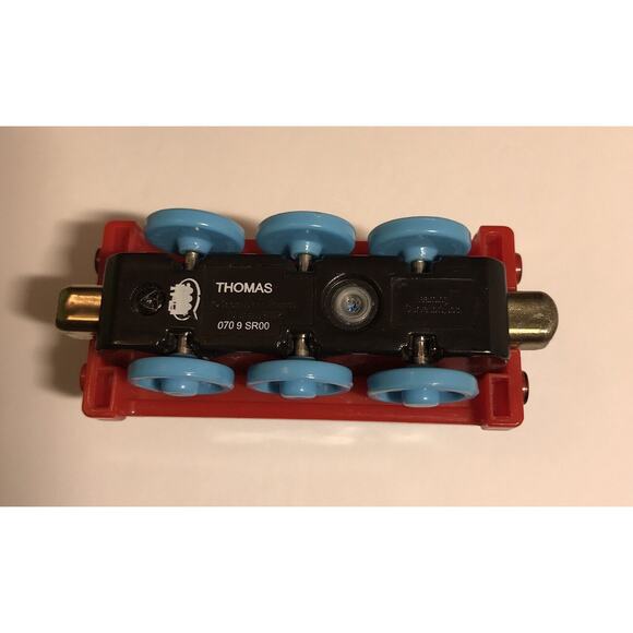 Thomas & Friends Magnetic Diecast Train the Tank Engine Learning Curve 2002 #1 - Picture 5 of 7